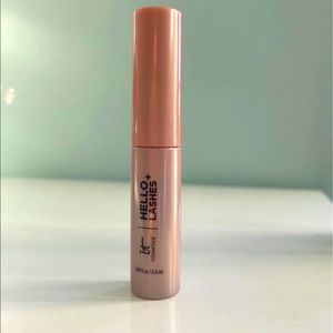 HELLO LASHES IT COSMETICS MASCARA NEW